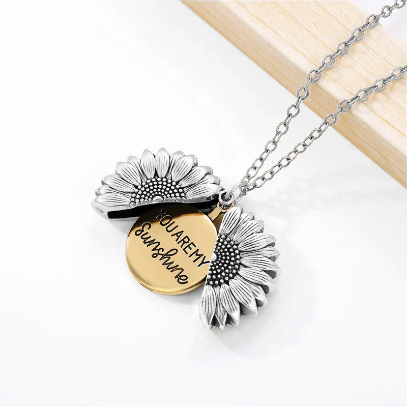 🎁 You Are My Sunshine Necklaces (100% off)